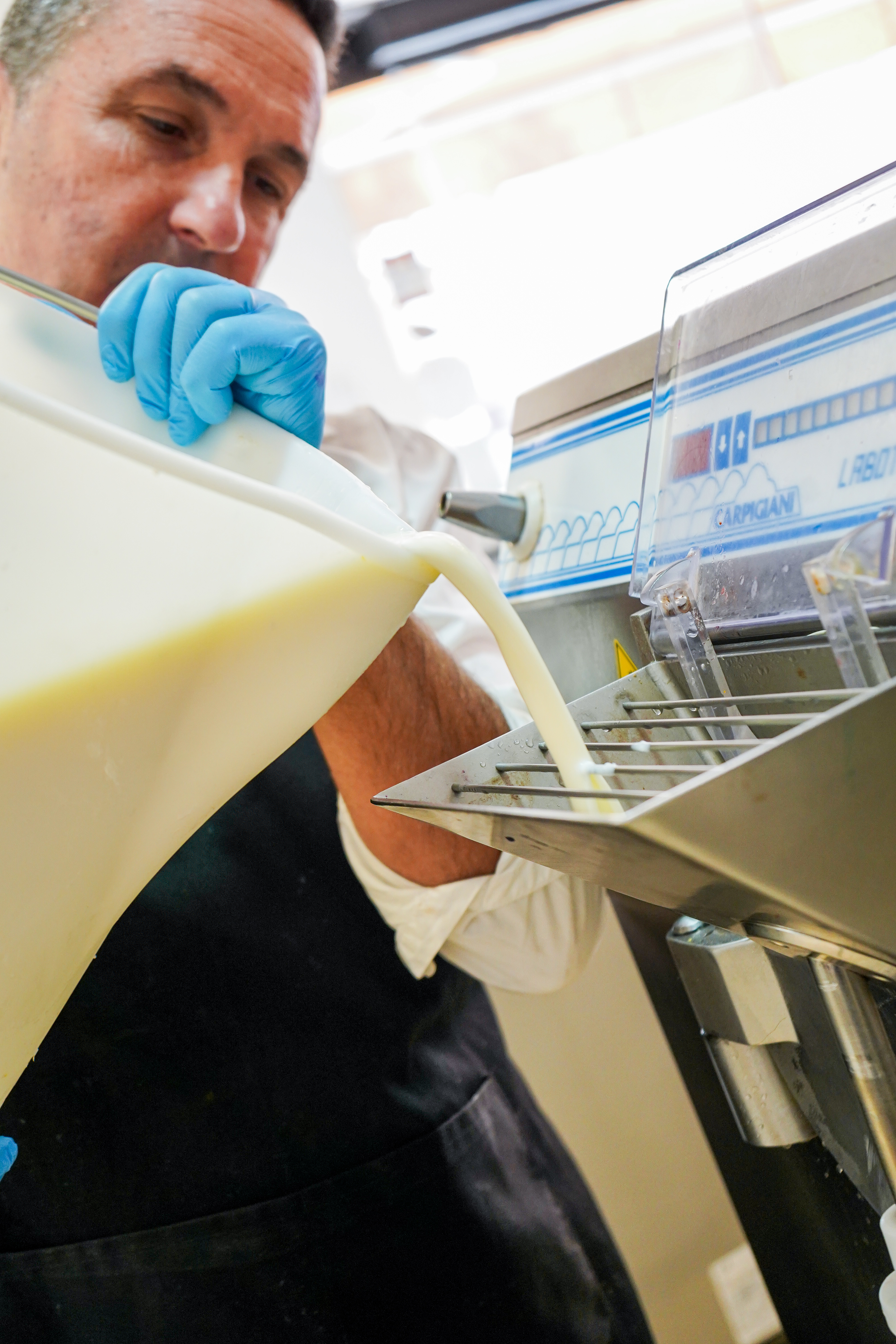 Fabricación artesanal de helado Kapote